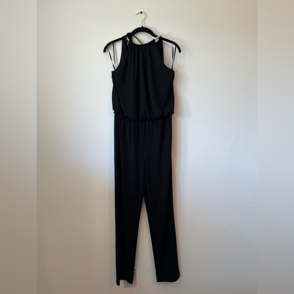 Black jumpsuit with gold neck chain - Picture 7 of 8